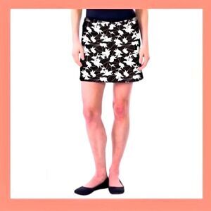 NWOT. TRANQUILITY Black and White SKORT